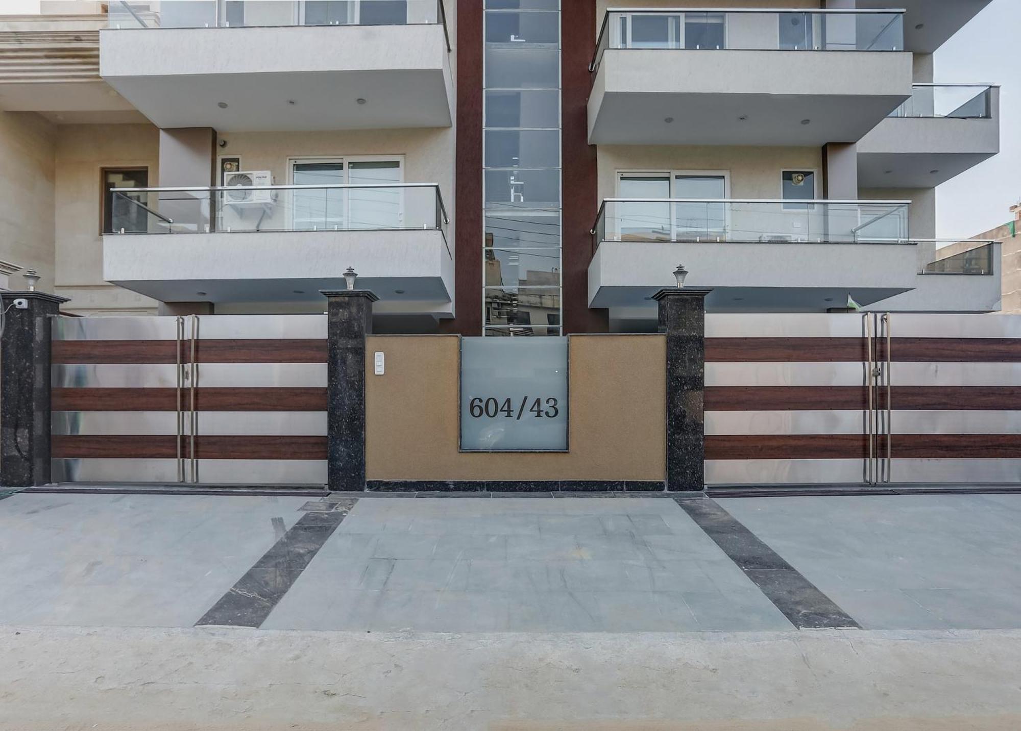 فندق Collection O The Doors Near Appu Ghar غورغاون المظهر الخارجي الصورة